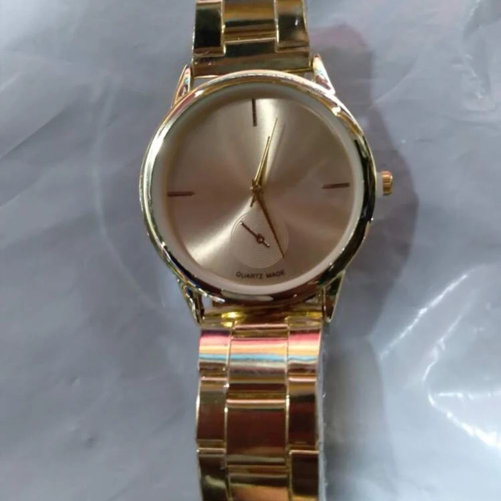 New Luxury Gold Unisex Minimalist Round Pointer Quartz Made Chain Link Watch - Picture 15 of 16